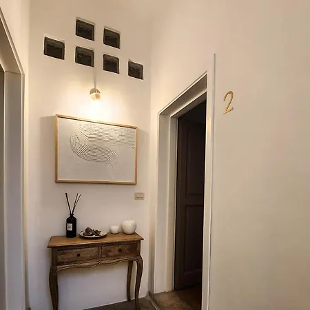 Pardi Casa In The Heart Of 아파트 몬테팔코