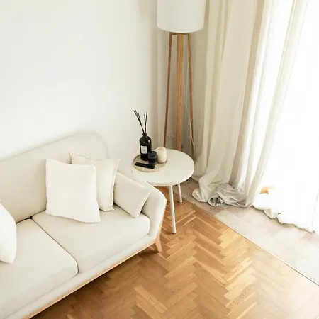 Pardi Casa In The Heart Of 아파트 *